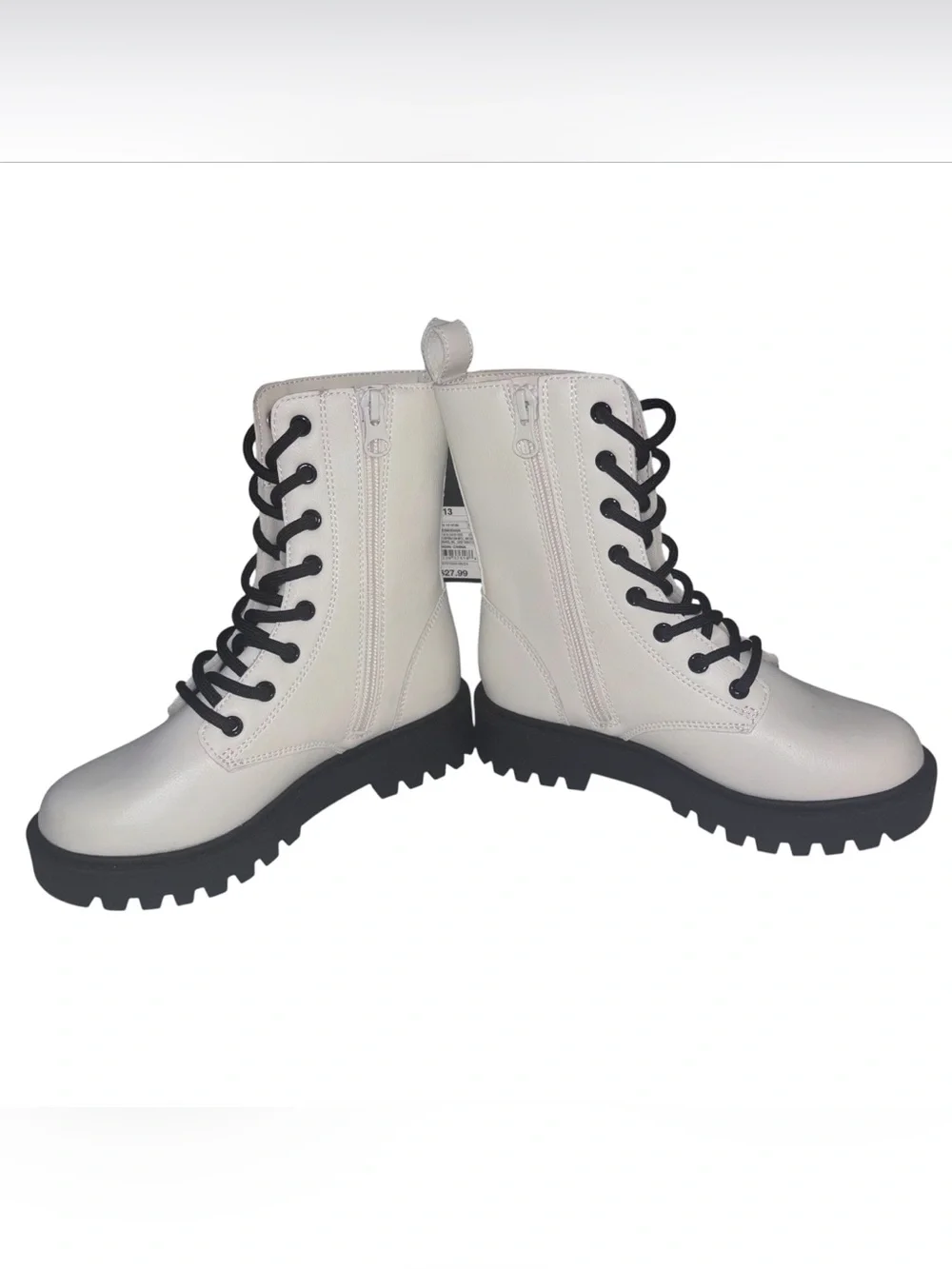 🎨 art class 🎨 White Combat Boots with Black Lug Sole Girls Size 13